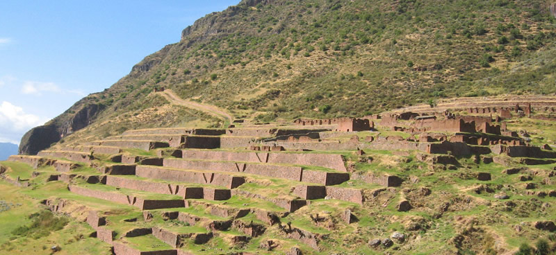 Sitio Arqueológico Huchuy Qosqo (Qaqyaqawana)
